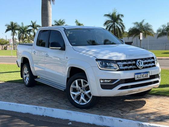 VOLKSWAGEN AMAROK 3.0 V6 TDI DIESEL HIGHLINE CD 4MOTION AUTOMÁTICO VOLKSWAGEN AMAROK 3.0 V6 TDI DIESEL HIGHLINE CD 4MOTION AUTOMÁTICO